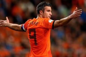 乐鱼网站-一夜2签1裁达成！詹姆斯伤情更新，湖人遭遇黑哨，勇士小麻烦，詹姆斯受伤后的湖人