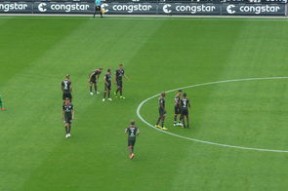 乐鱼体育下载-世界青少年足球友谊赛在广州火热举行，青春无限可能，国际青少年足球