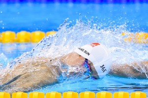 乐鱼体育线上-中国足球联赛俱乐部基础设施建设加速推进，中国足球俱乐部制度