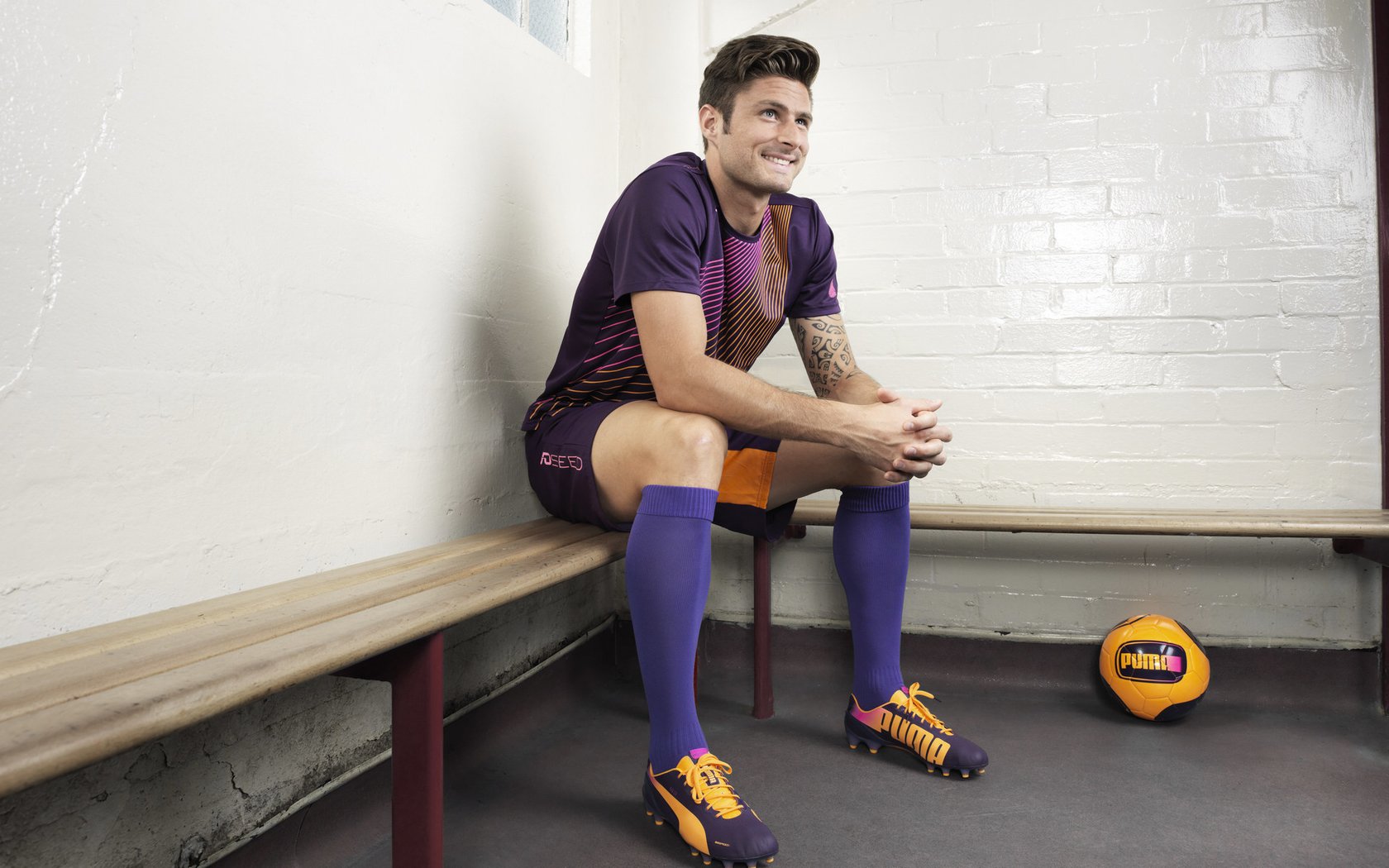 中国足球技术动作失误分类数据，足球失误动图